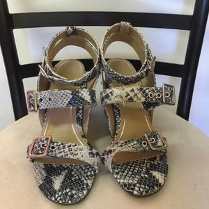 Vionic snake skin heels